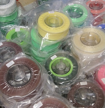 REC-PET-G přeběh barev 1000 g - 1,75 mm